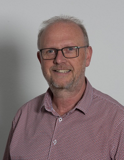 Dirk Hesterberg